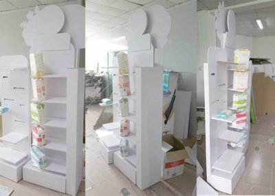 Unique Shape Designed Baby Diapers Cardboard Display Stands Unique Shape Designed Baby Diapers Cardboard Display Stands